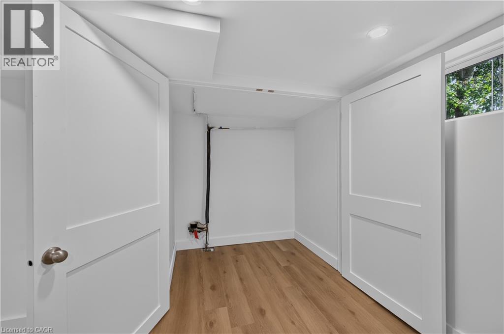 247 Homewood Avenue — photo 33