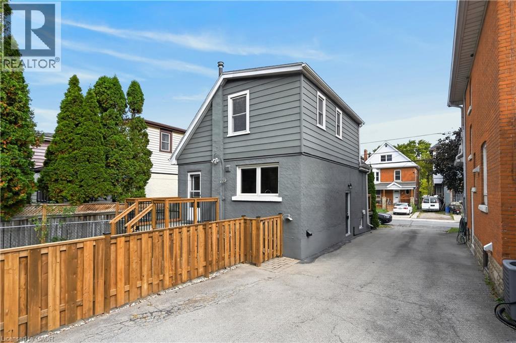 247 Homewood Avenue — photo 36