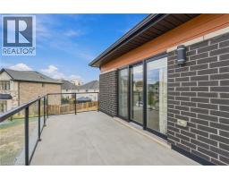 15 Saint Anthony Place, Hamilton, ON L9C0E4 Photo 24