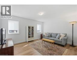 15 Saint Anthony Place, Hamilton, ON L9C0E4 Photo 34