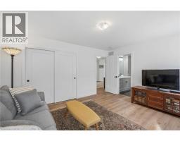 15 Saint Anthony Place, Hamilton, ON L9C0E4 Photo 35