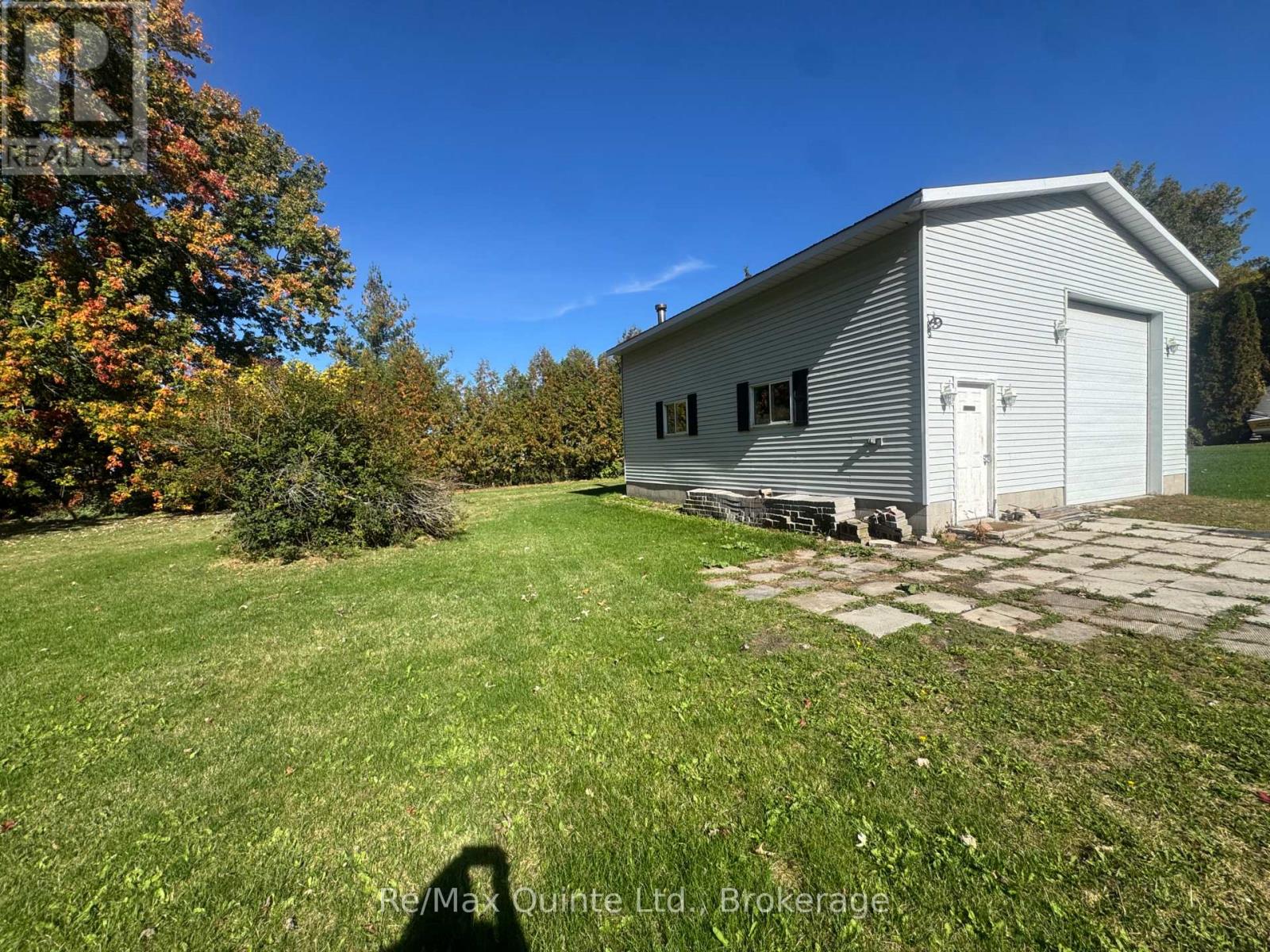 20 ROSS AVENUE - 2