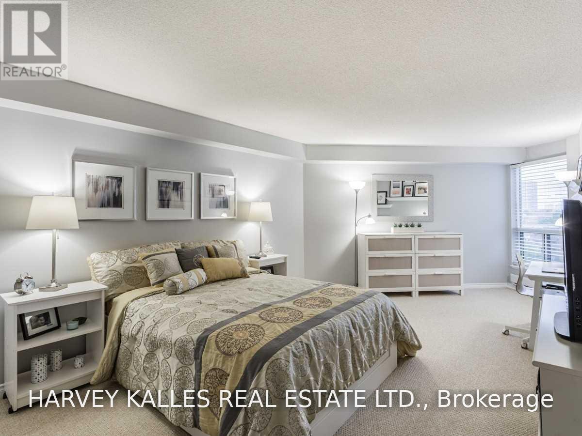 4727 Sheppard Avenue East — photo 12