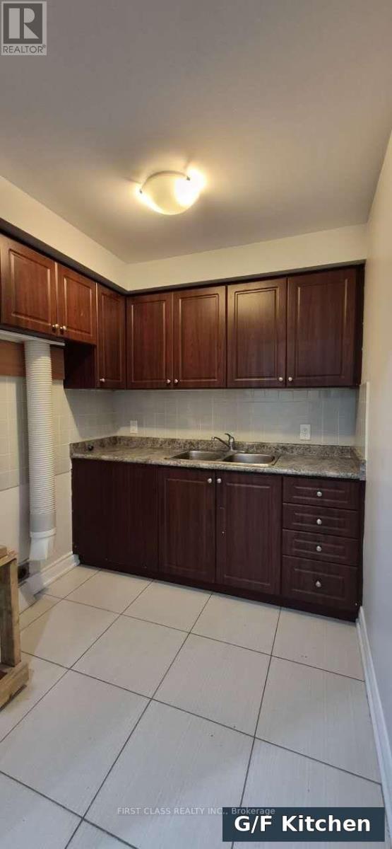 301 Rhodes Avenue, Toronto, ON photo 4