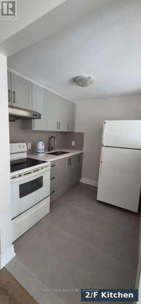 301 Rhodes Avenue, Toronto, ON photo 9