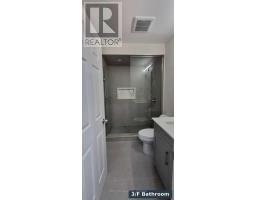 Kitchen - 301 Rhodes Avenue, Toronto, ON M4L3A4 Photo 16