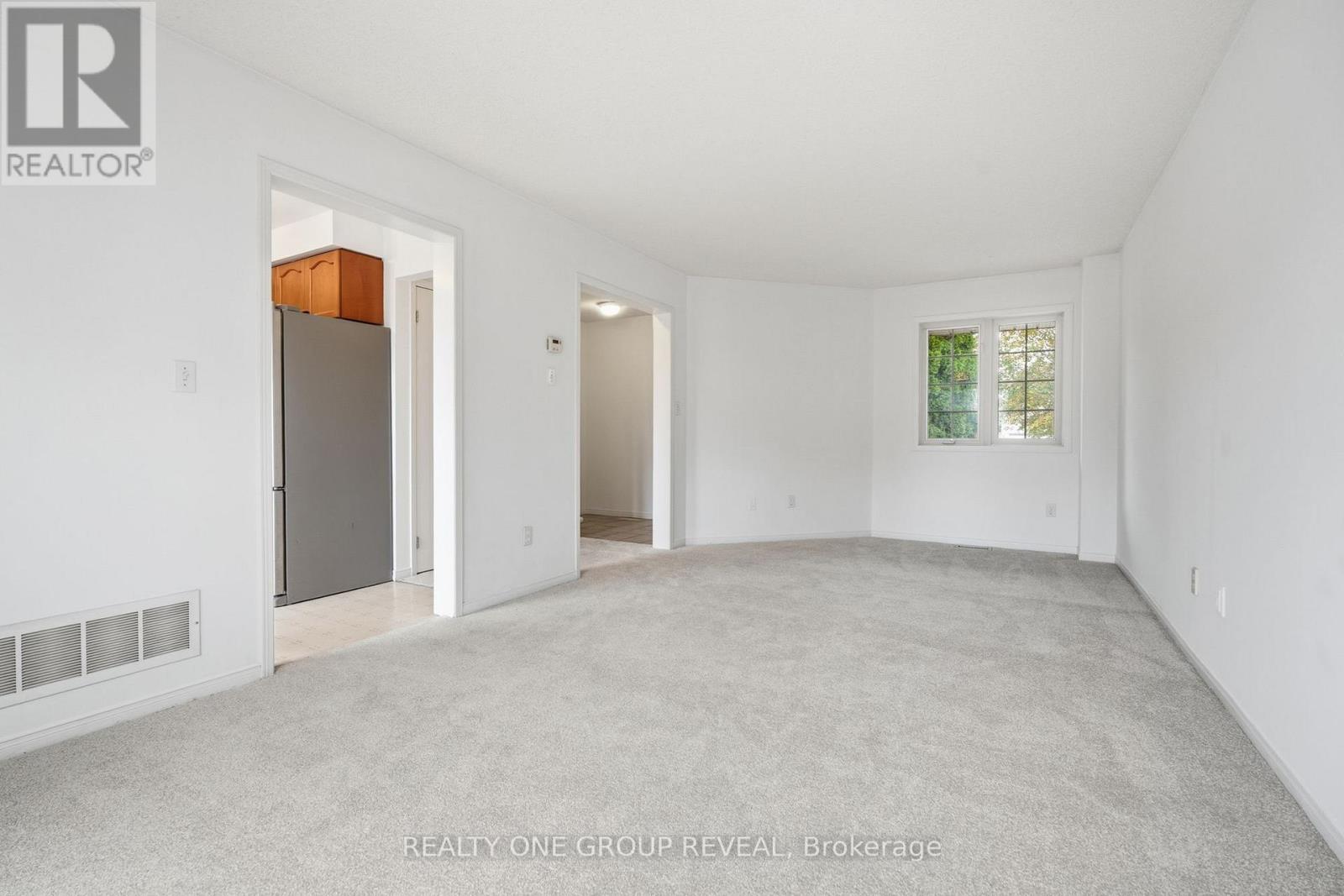 96 Firwood Avenue, Clarington, ON photo 13
