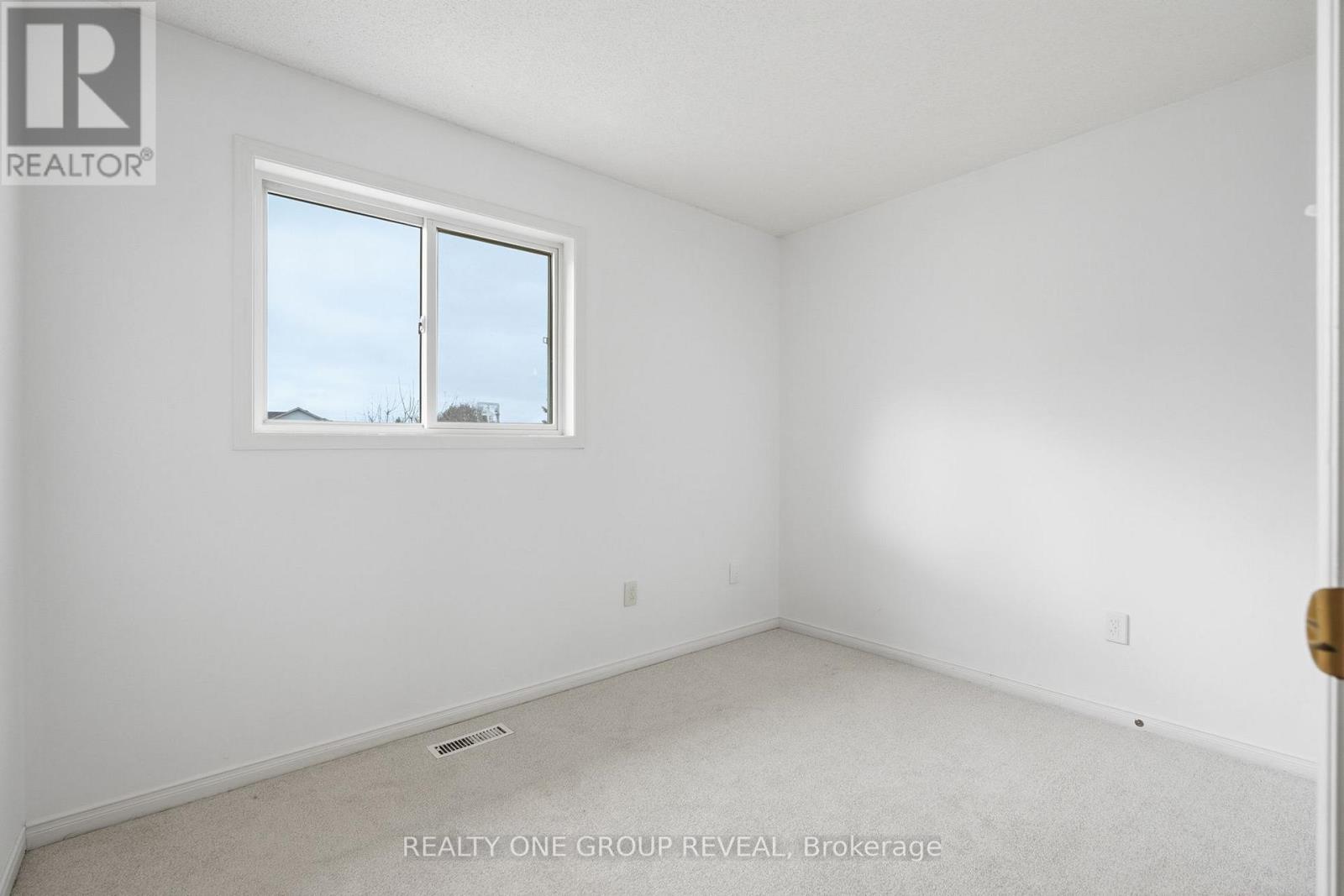 96 Firwood Avenue, Clarington, ON photo 25