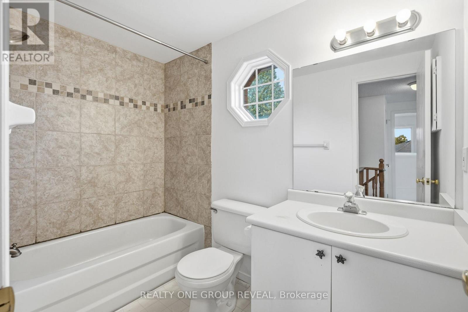 96 FIRWOOD AVENUE - 31