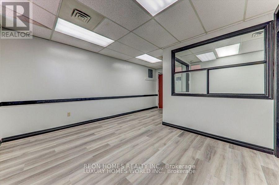 3852 Finch Avenue East — photo 7