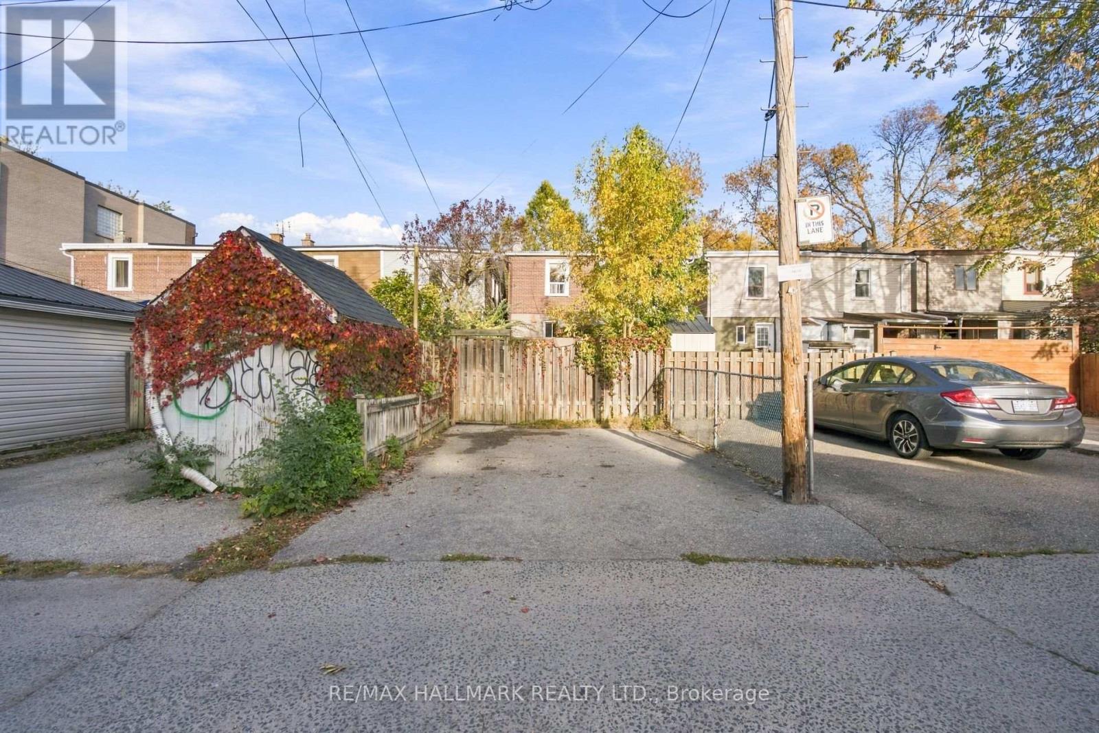 610 COXWELL AVENUE - 40