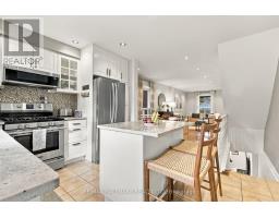610 Coxwell Avenue, Toronto, ON M4C3B6 Photo 16