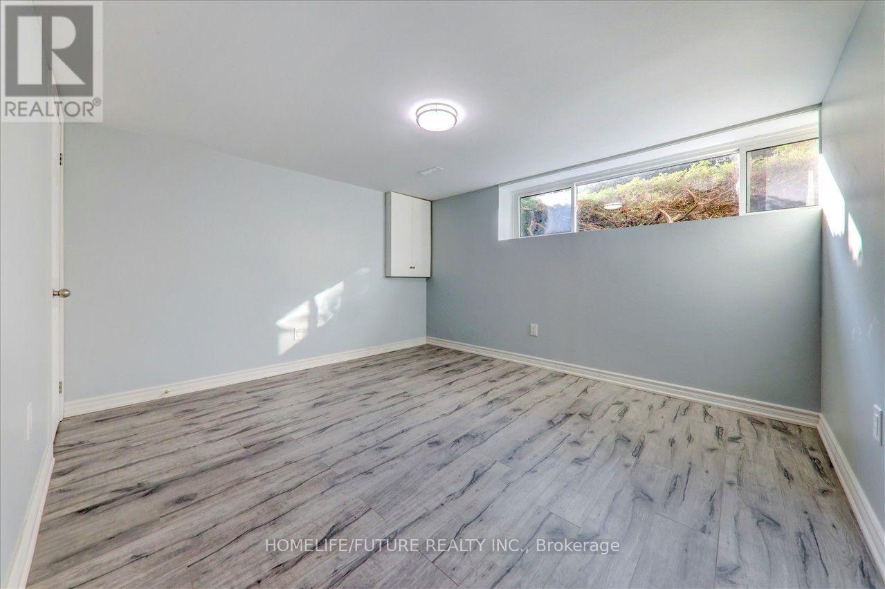 34 Oakmeadow Boulevard — photo 10