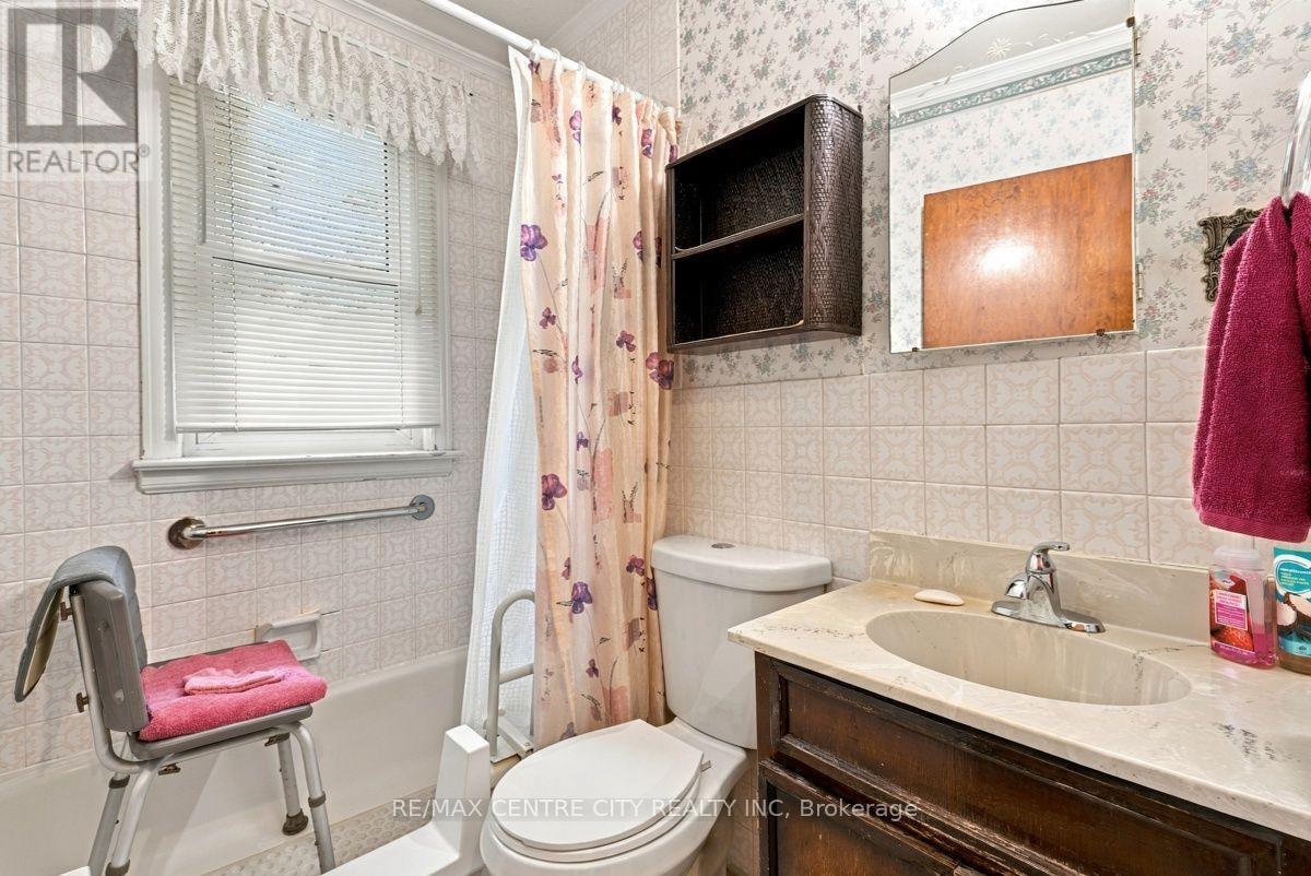 984 Fanshawe Park Road East — photo 21