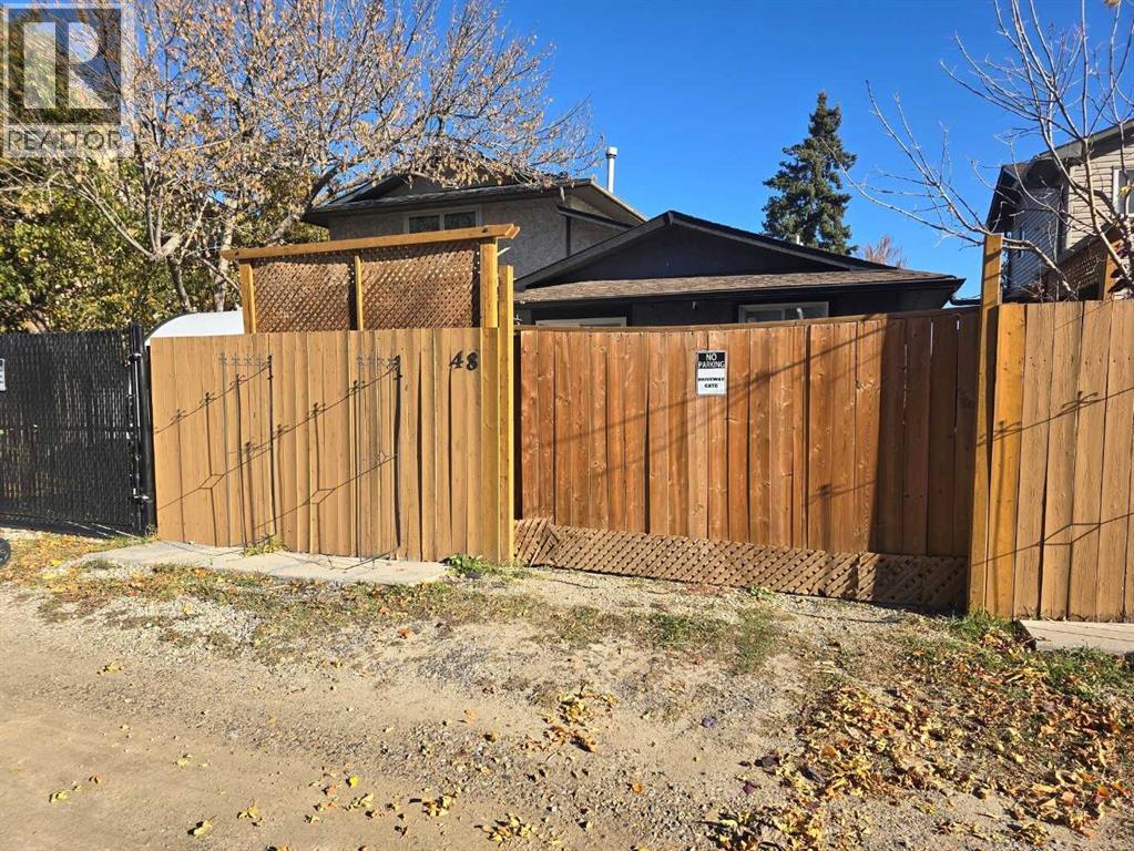 48 Bermuda Court NW - 30