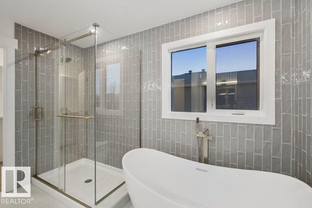 704 Elderberry CL NW NW, Edmonton — photo 32