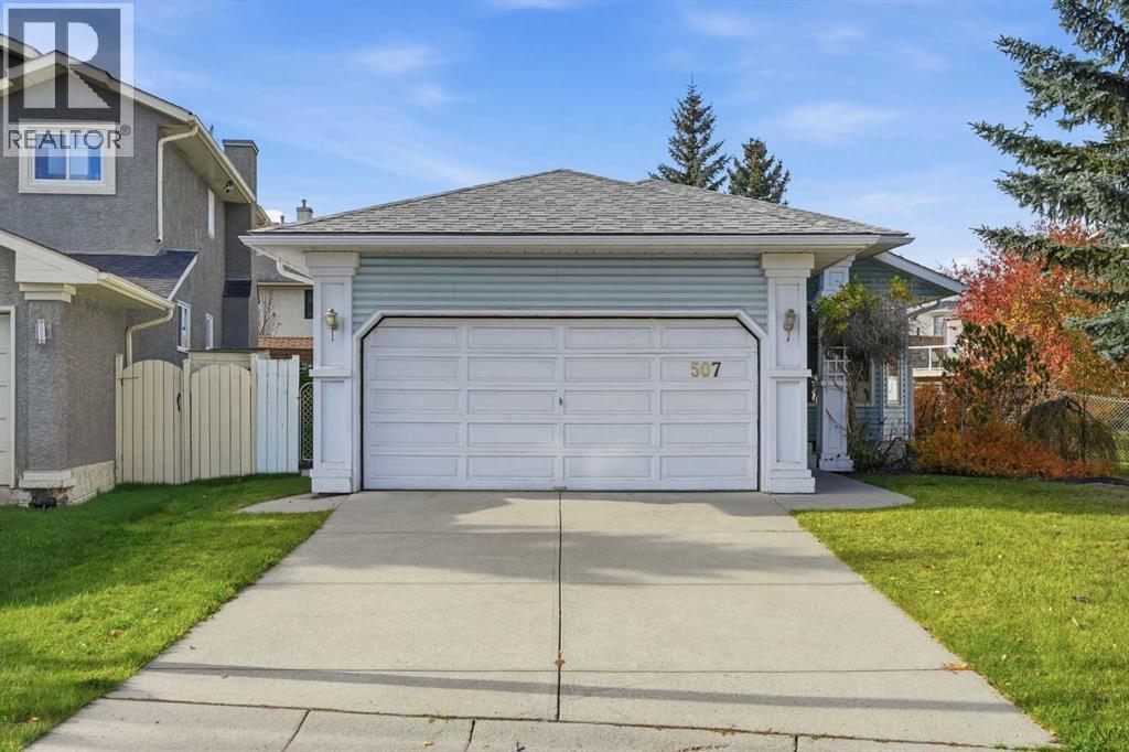 507 Hidden Vale Place NW, Calgary