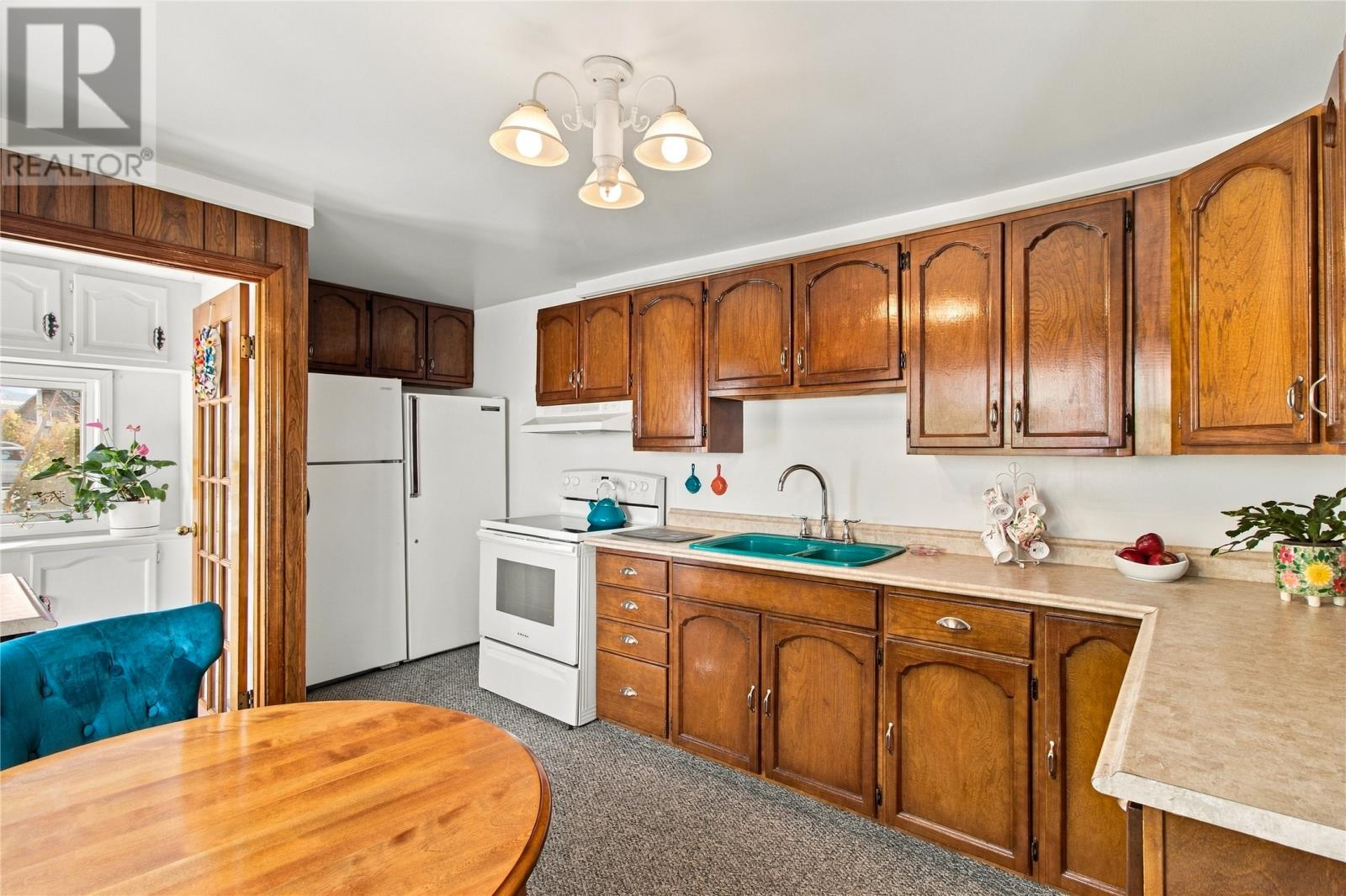 16 Cavell Avenue - 11