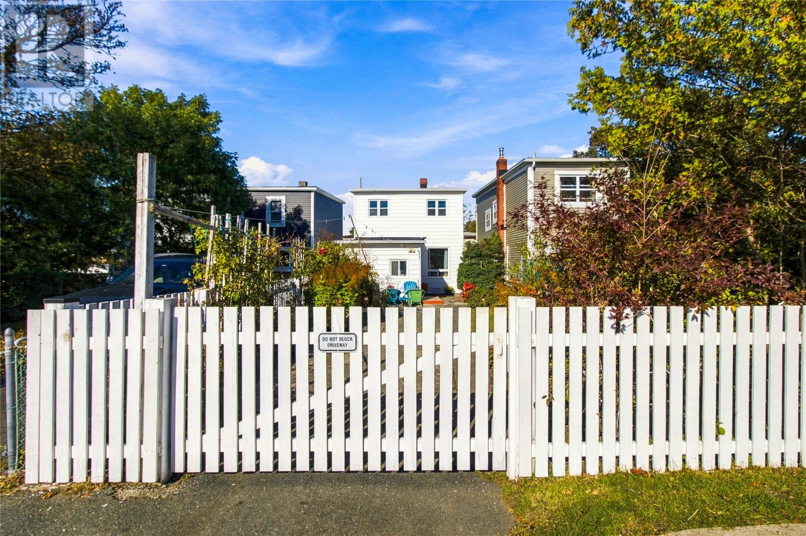 16 Cavell Avenue - 33