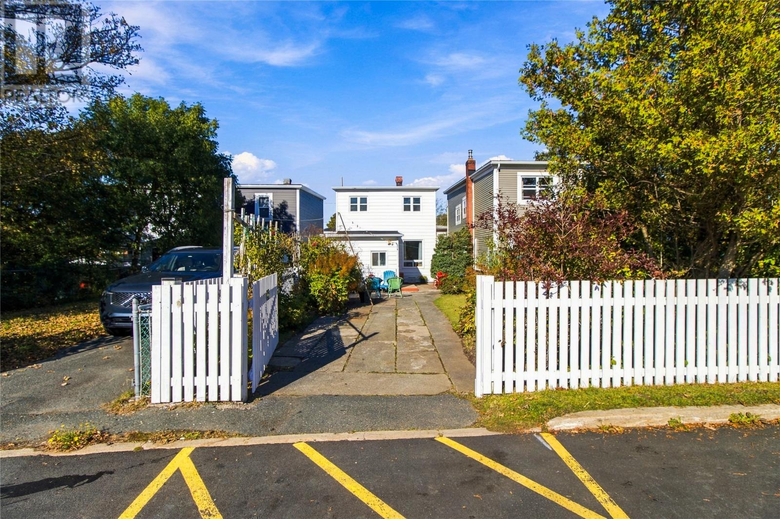 16 Cavell Avenue - 35