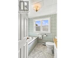 16 Cavell Avenue, St  John S, NL A1A1C7 Photo 19