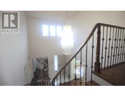 24 Beasley Drive, Richmond Hill, ON L4C7Z2 Photo 17