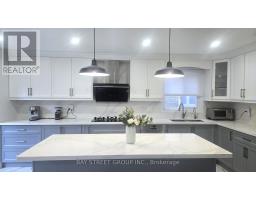 24 Beasley Drive, Richmond Hill, ON L4C7Z2 Photo 6