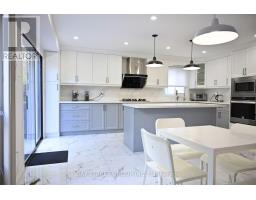 24 Beasley Drive, Richmond Hill, ON L4C7Z2 Photo 9