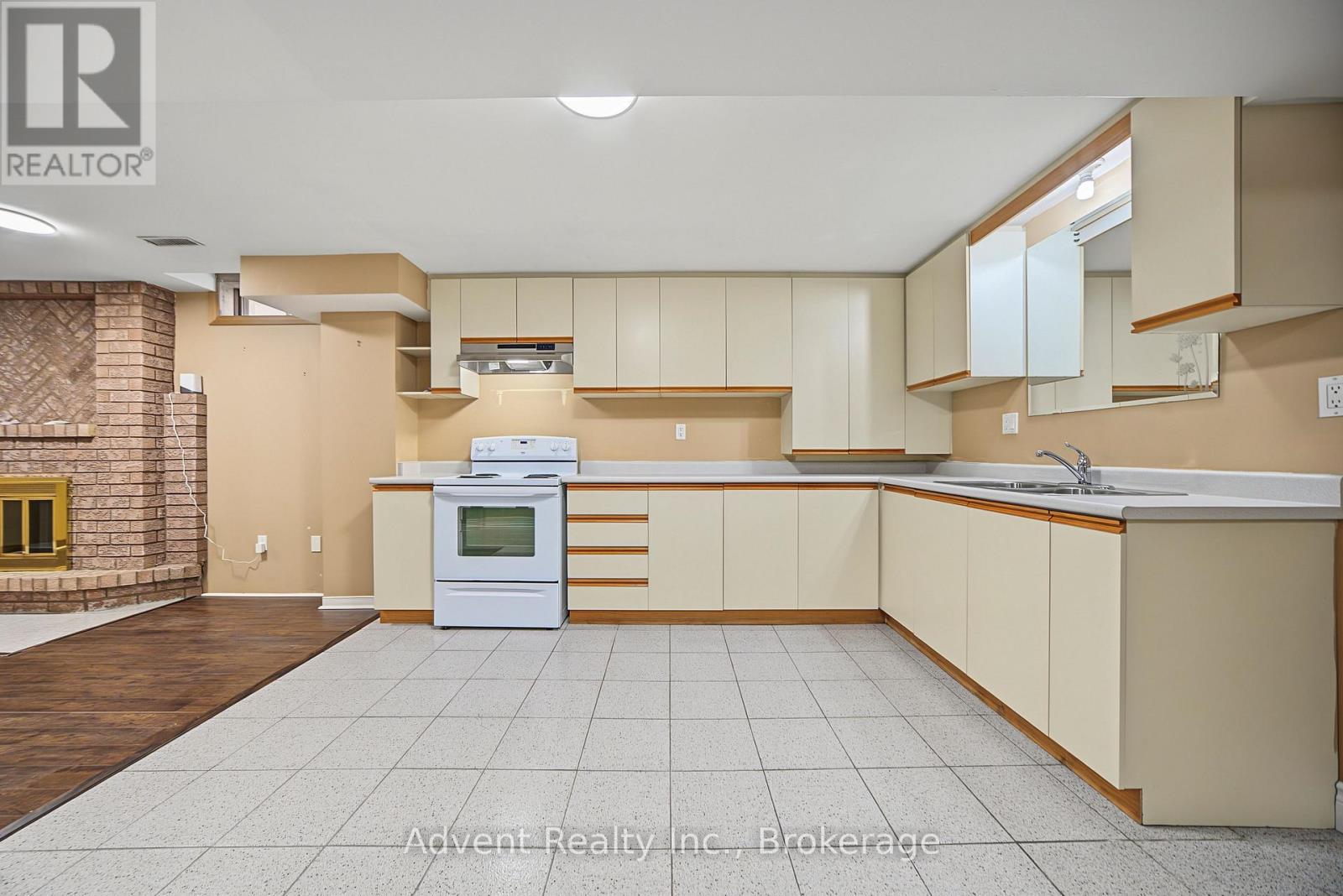 108 Valleyway Crescent, Vaughan, ON photo 42