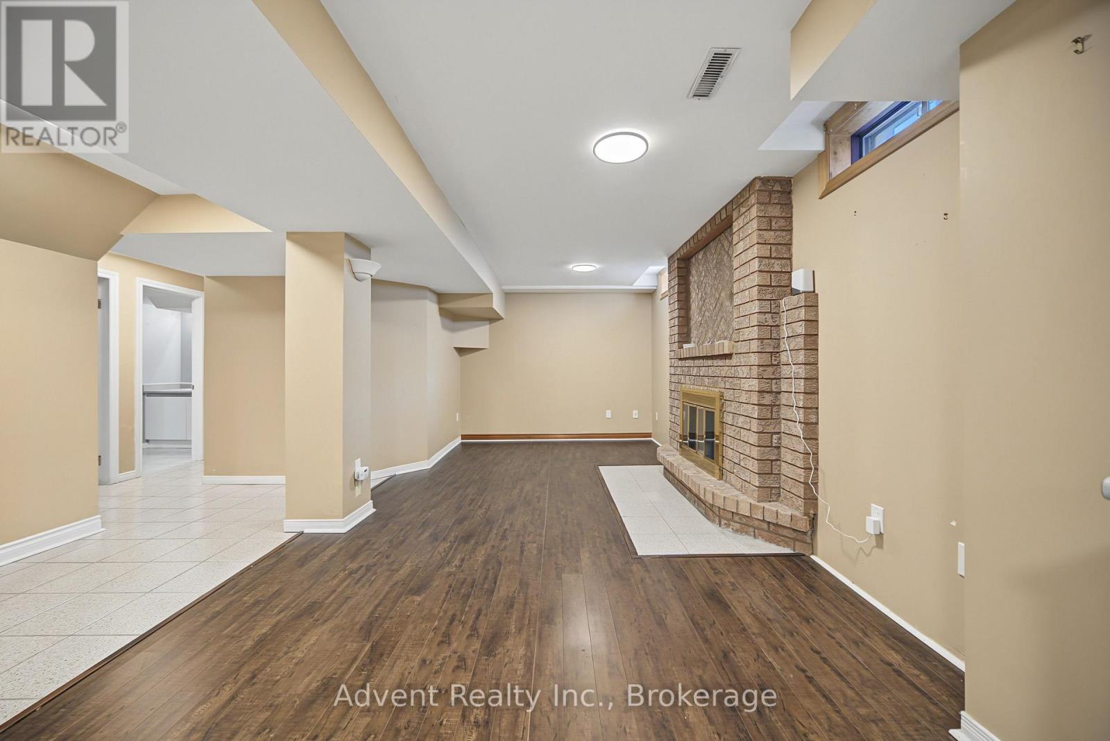 108 Valleyway Crescent, Vaughan, ON photo 44