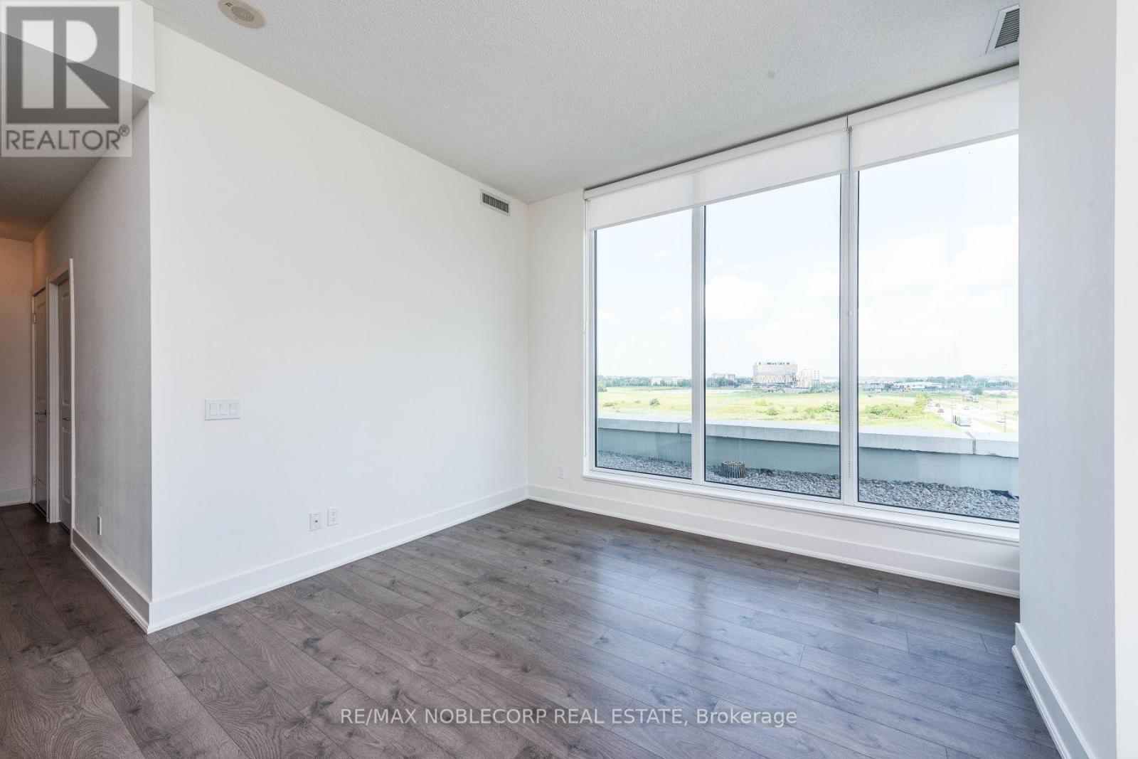 180 Enterprise Boulevard — photo 16