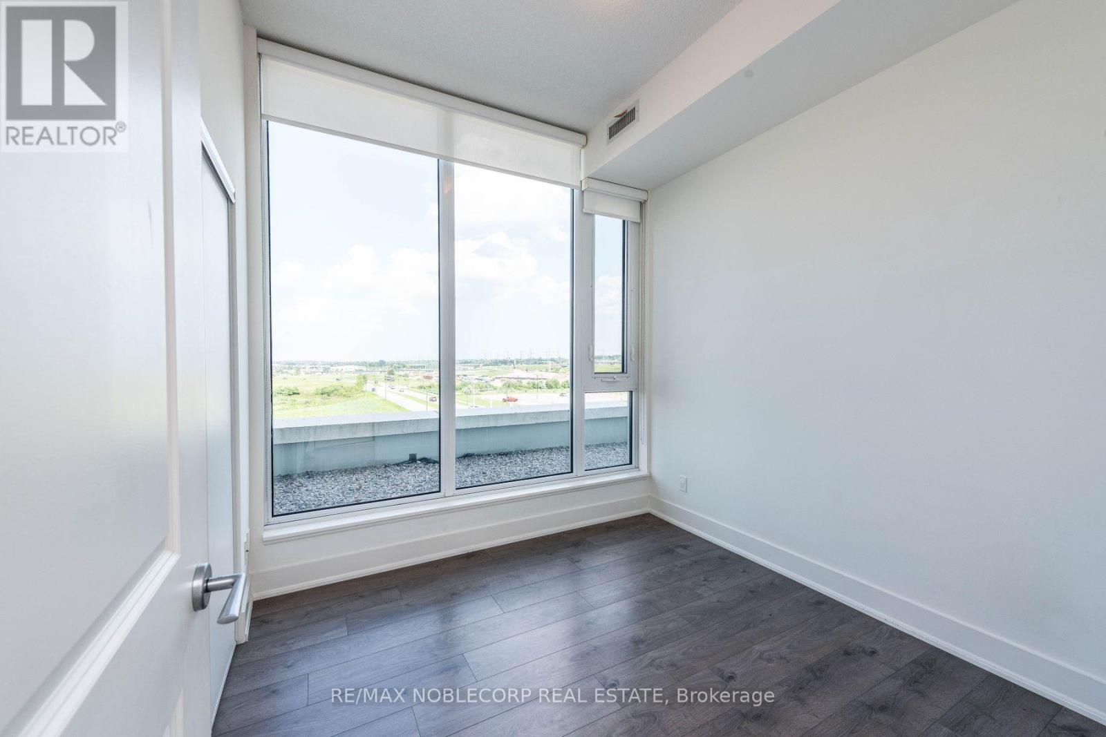 180 Enterprise Boulevard — photo 19