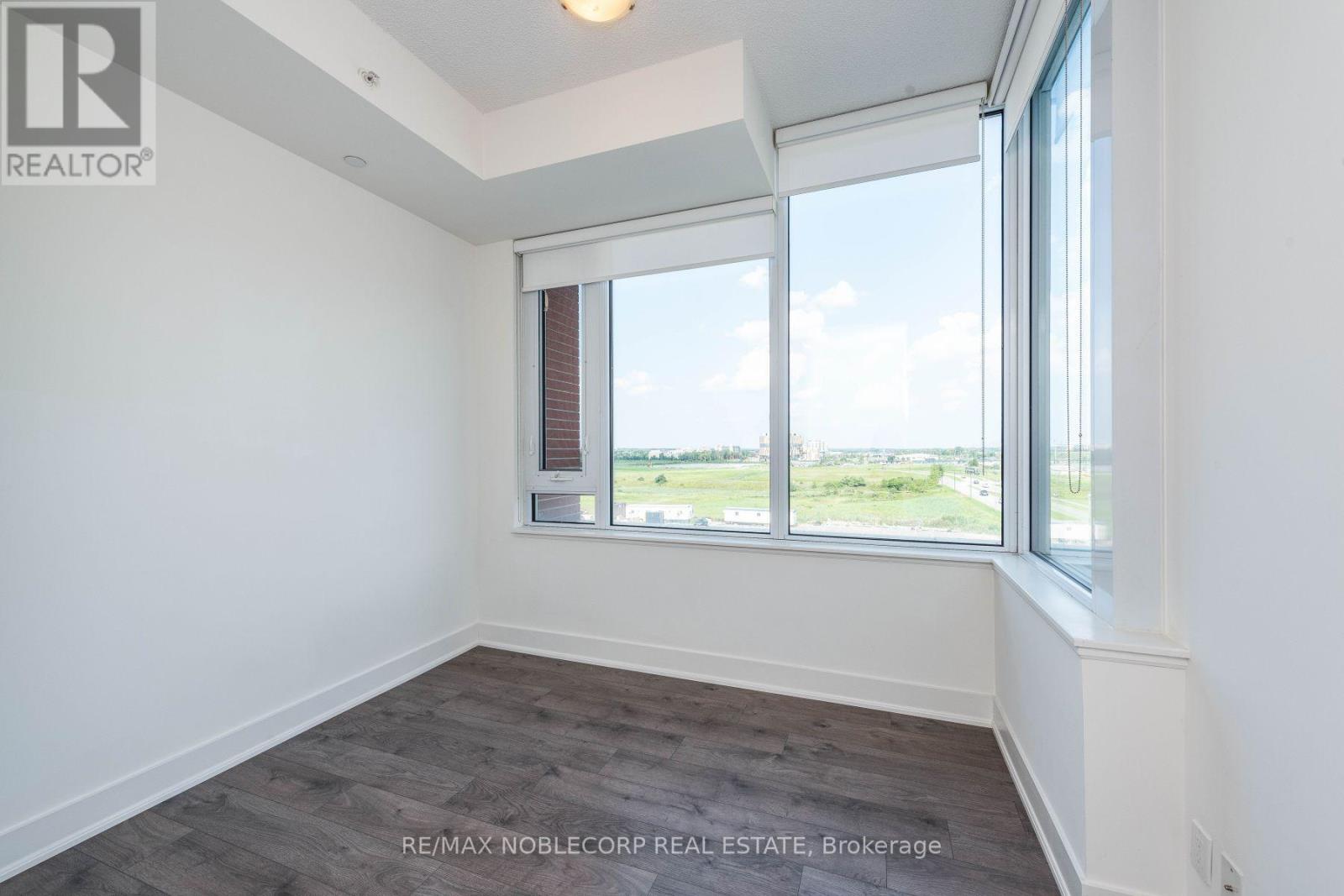 180 Enterprise Boulevard — photo 25