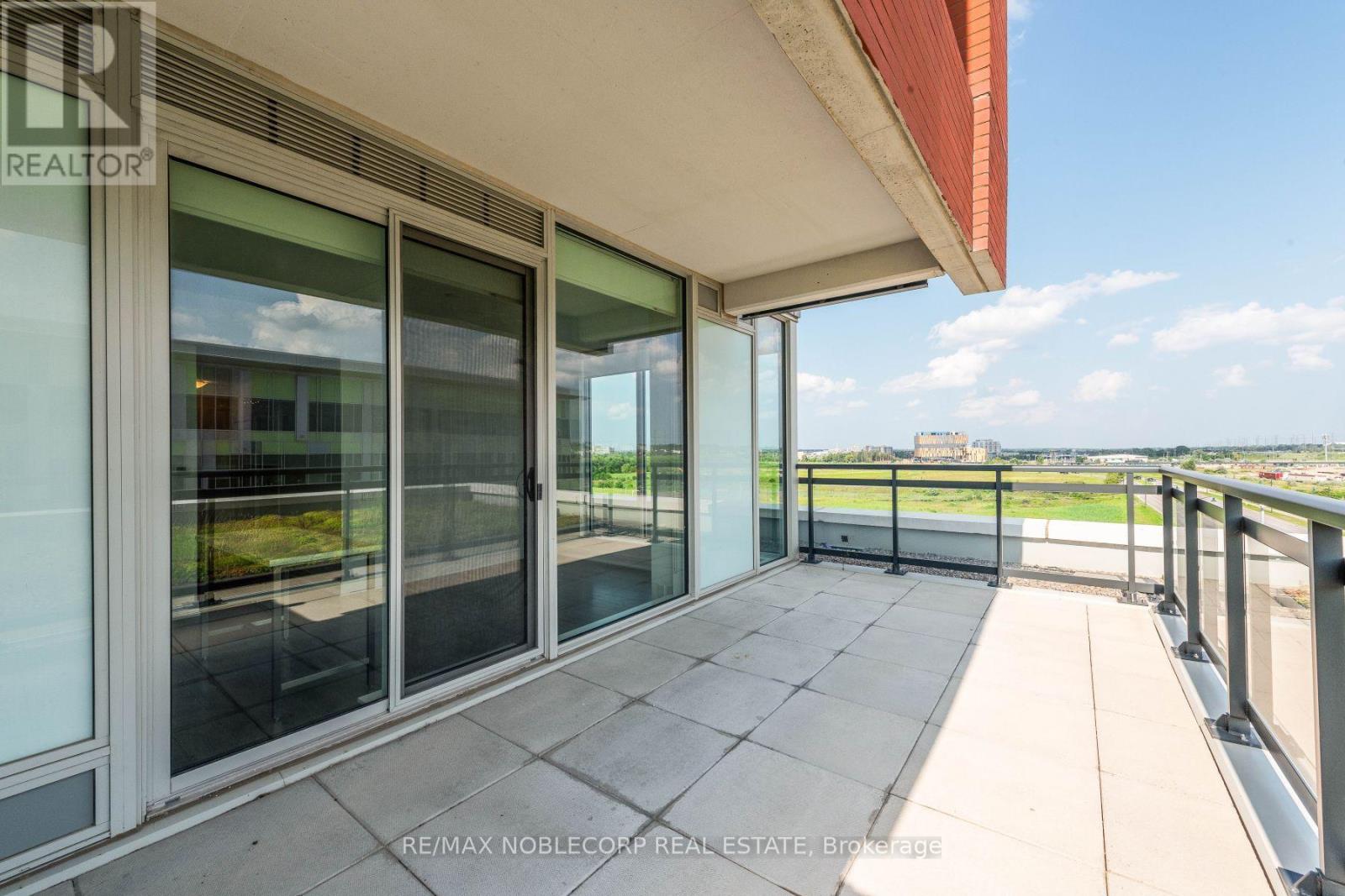 180 Enterprise Boulevard — photo 35