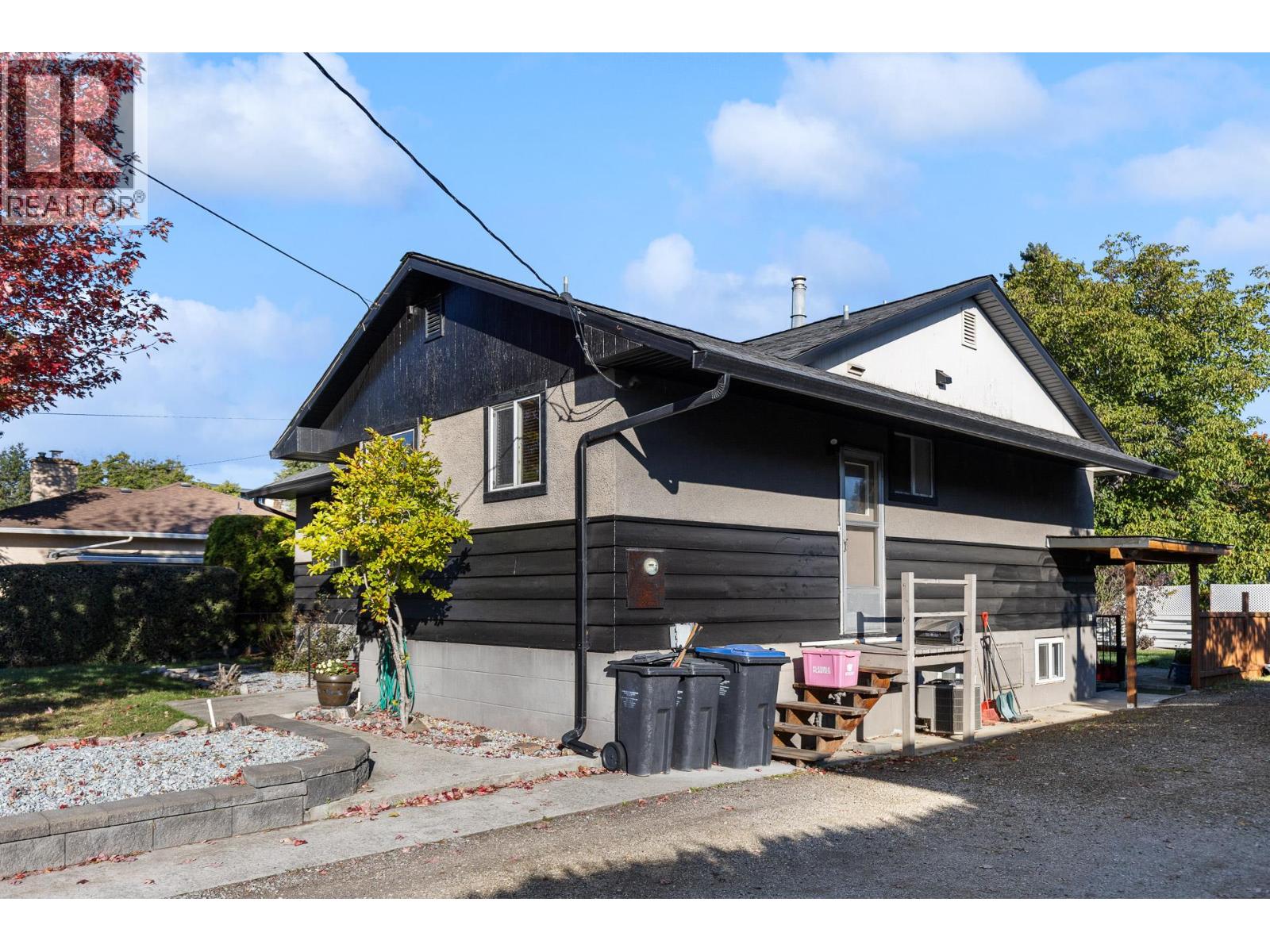  1210 Centennial Crescent, Kelowna