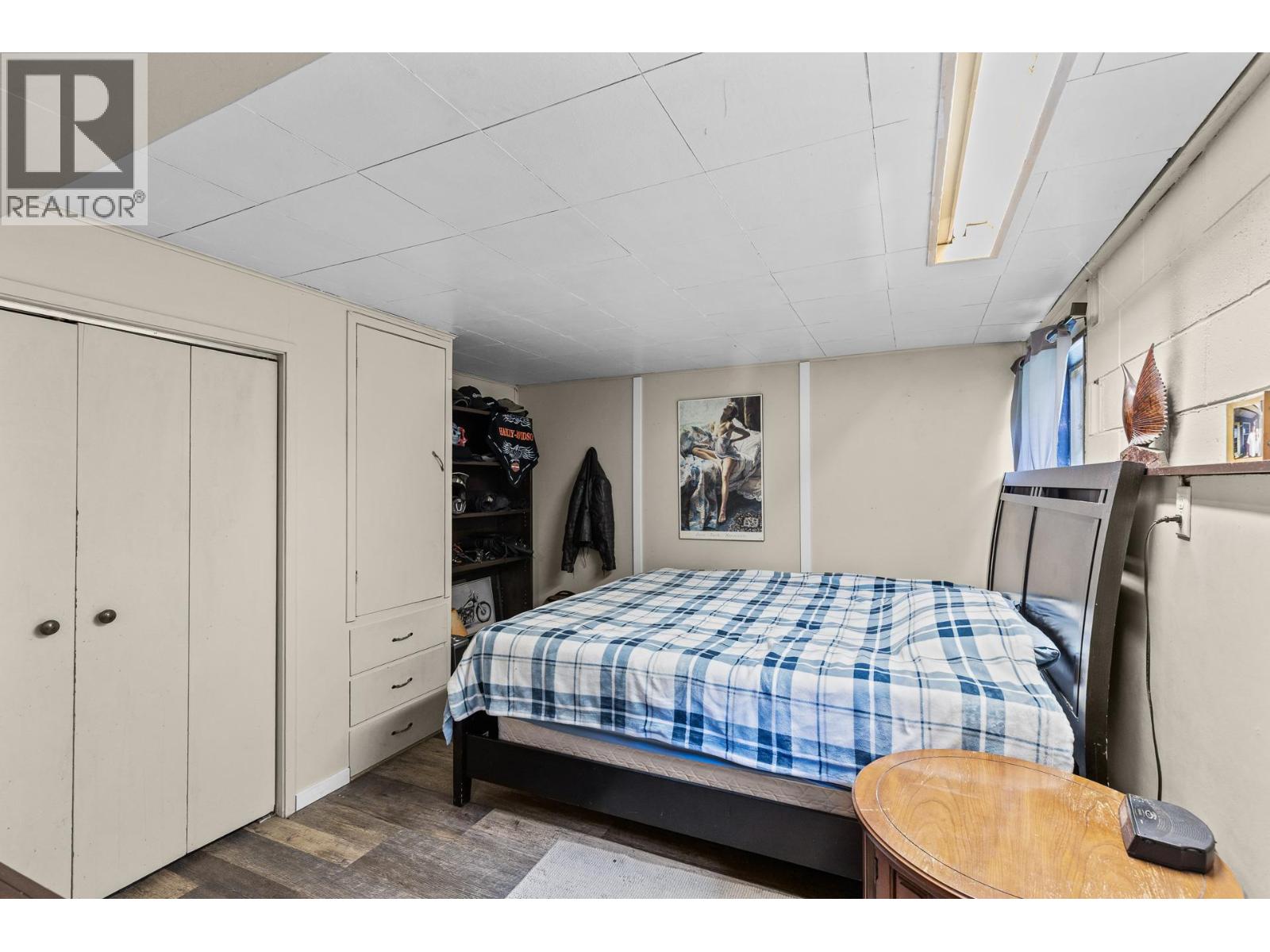 1210 Centennial Crescent - 33