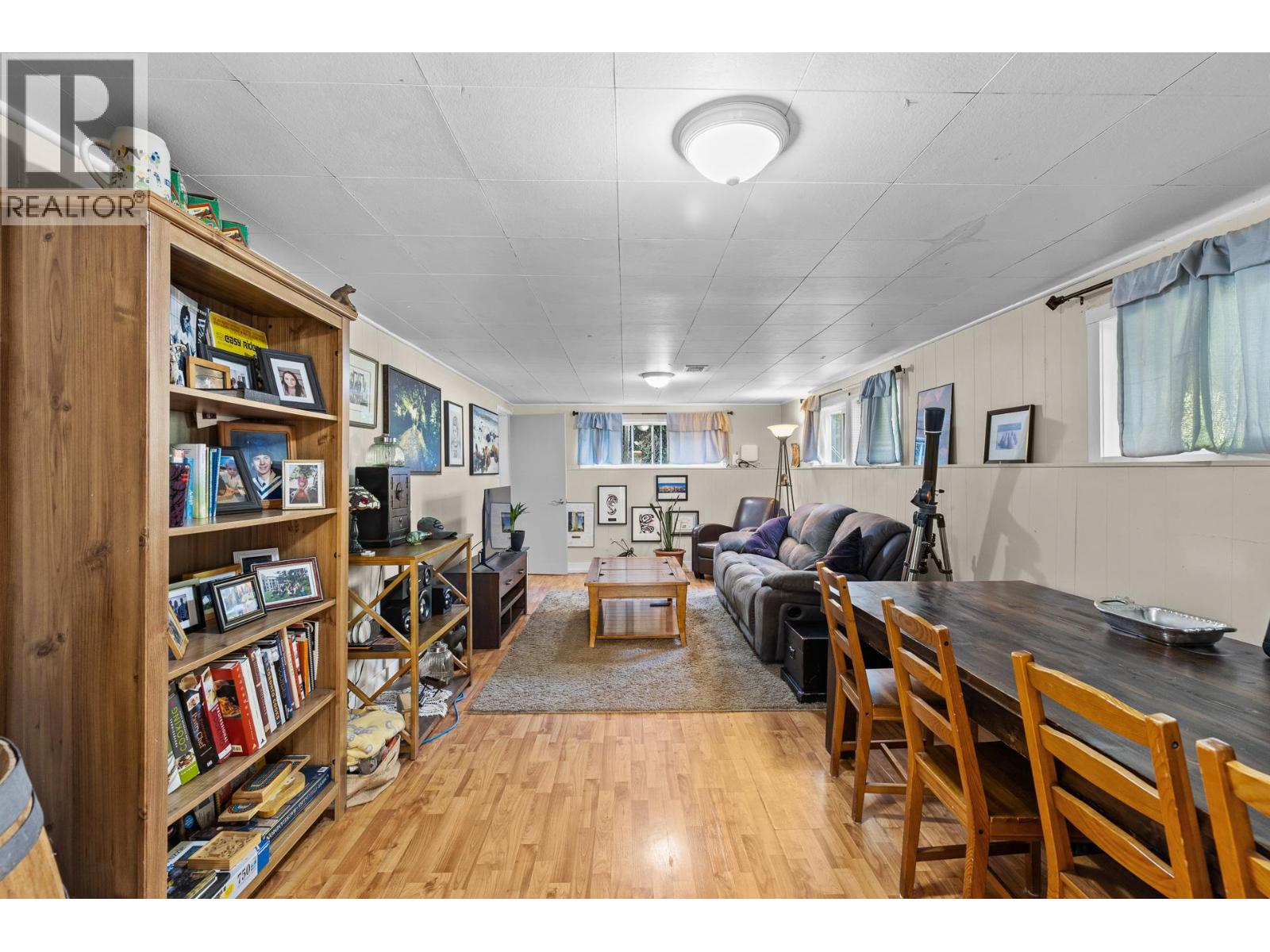 1210 Centennial Crescent - 35