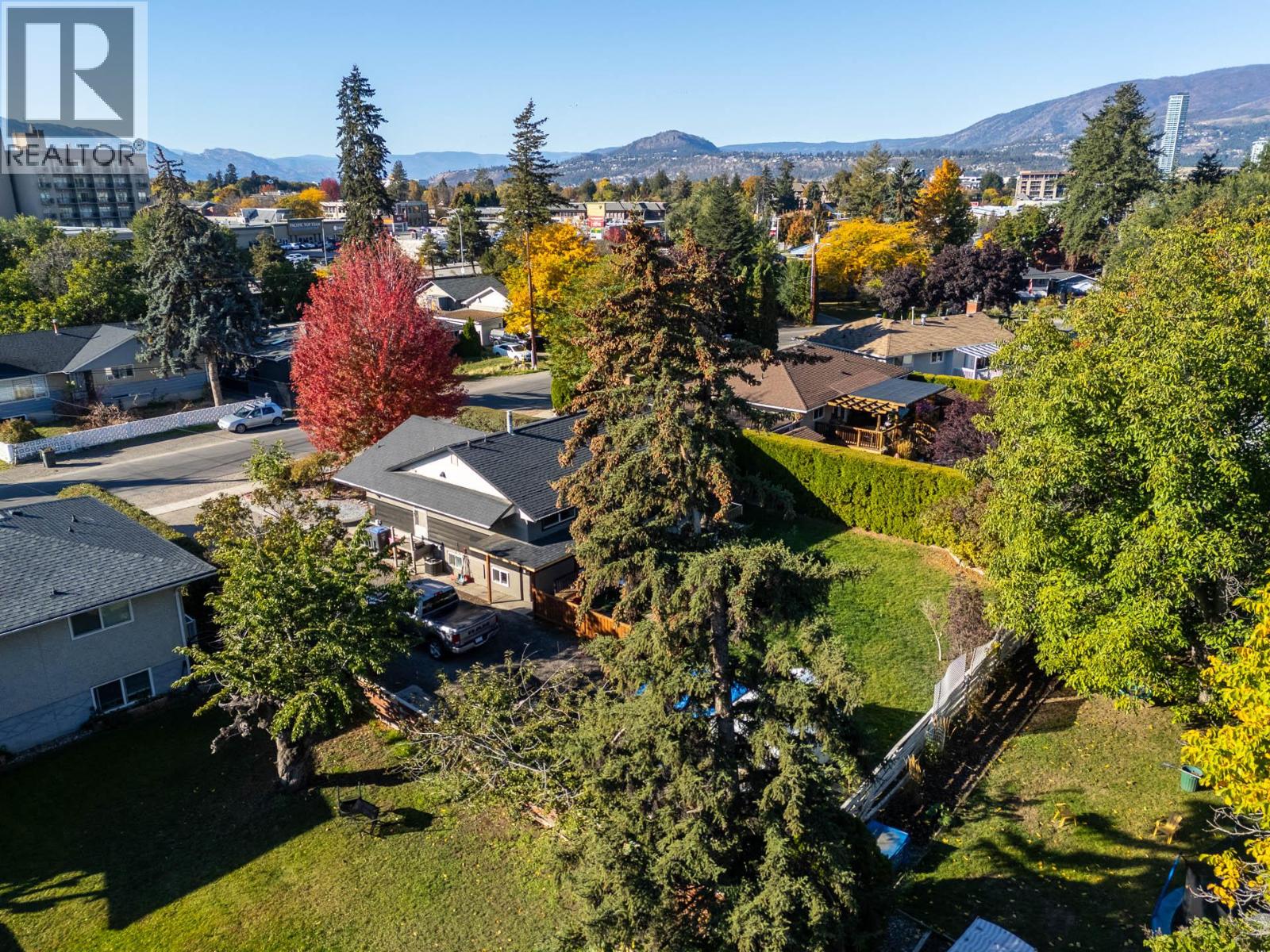  1210 Centennial Crescent, Kelowna
