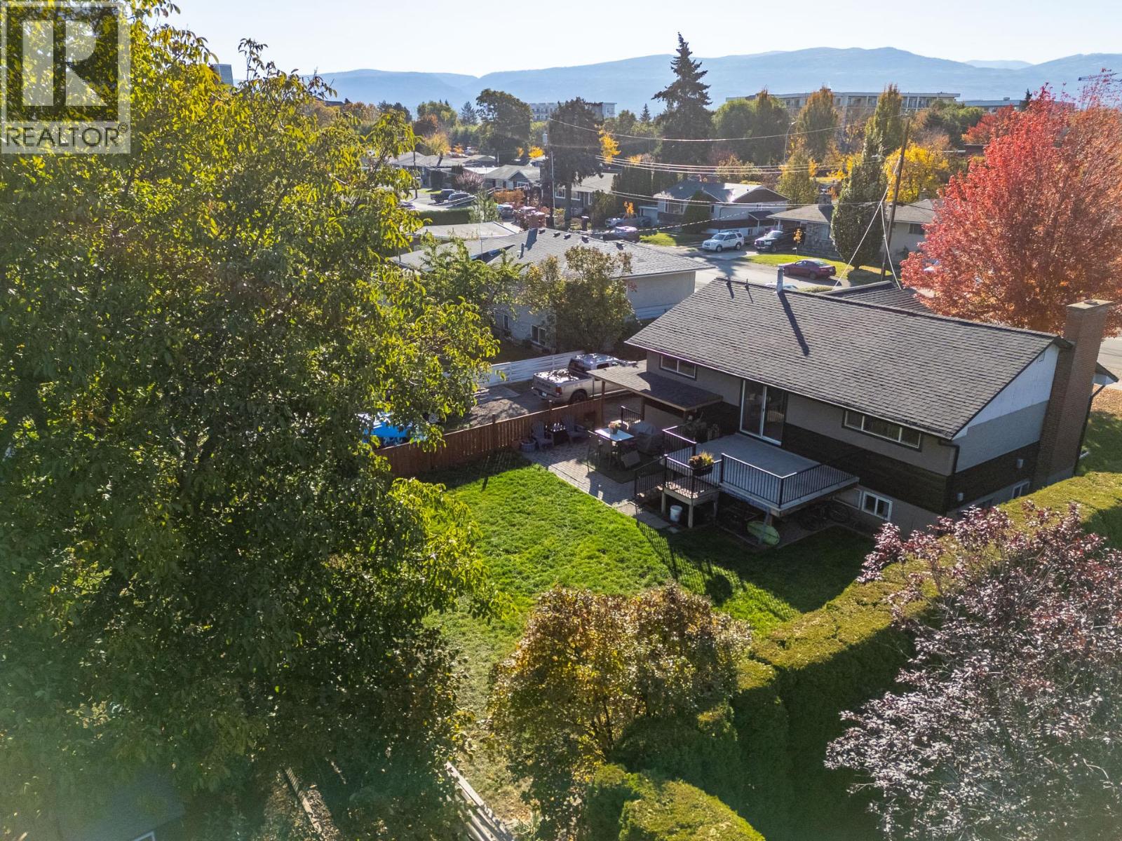  1210 Centennial Crescent, Kelowna