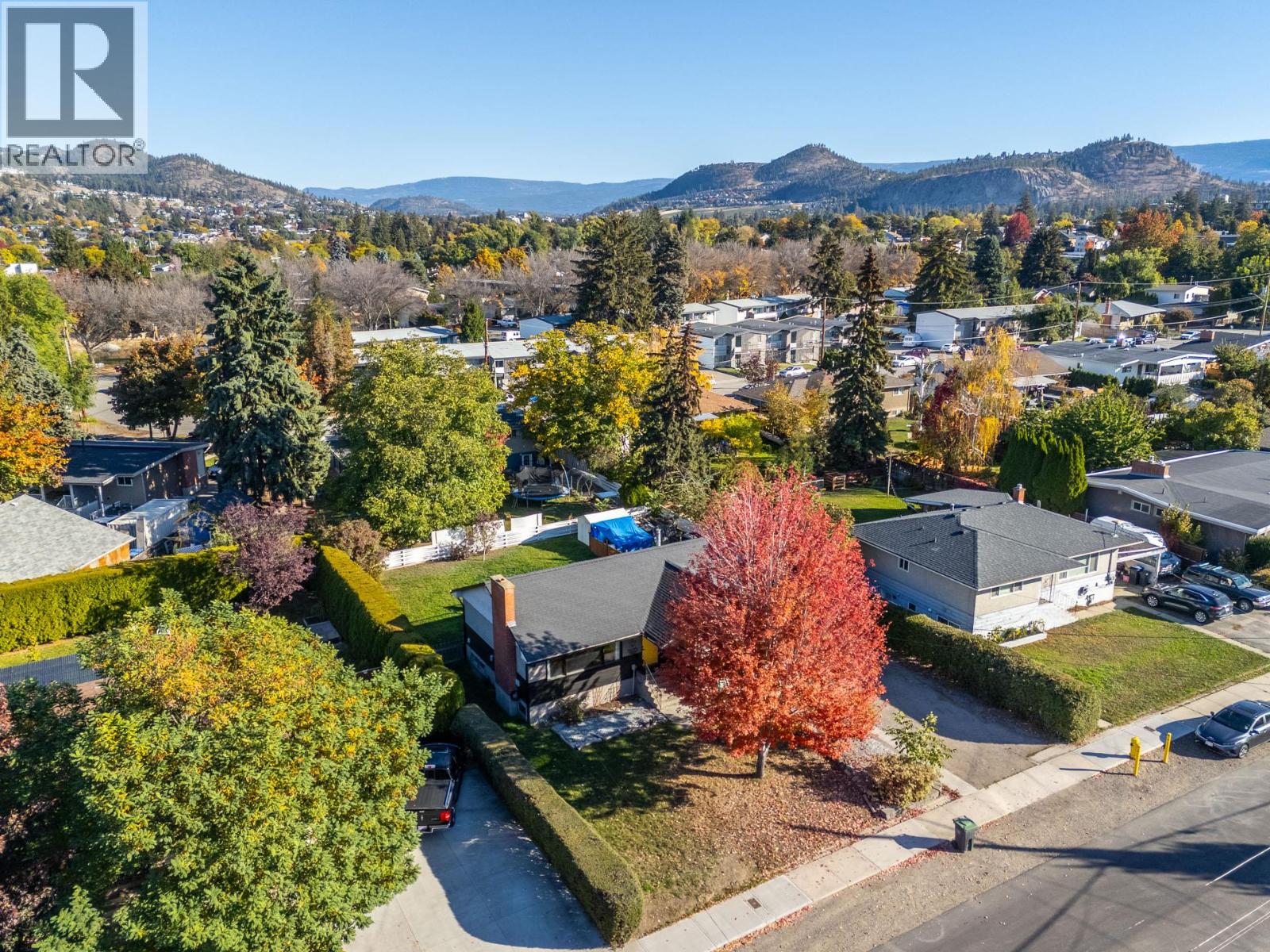  1210 Centennial Crescent, Kelowna