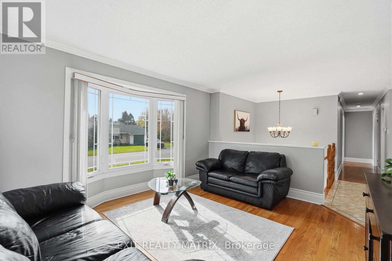 2 MAHEU STREET - 8