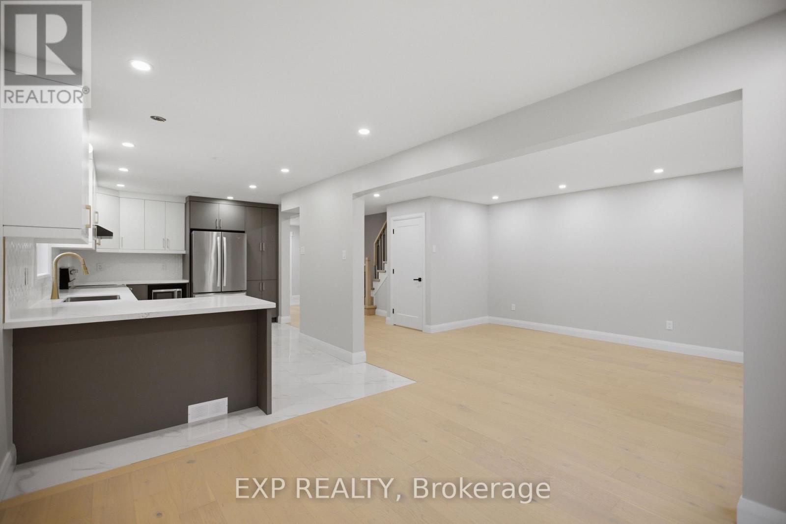 42 Antler Avenue — photo 15
