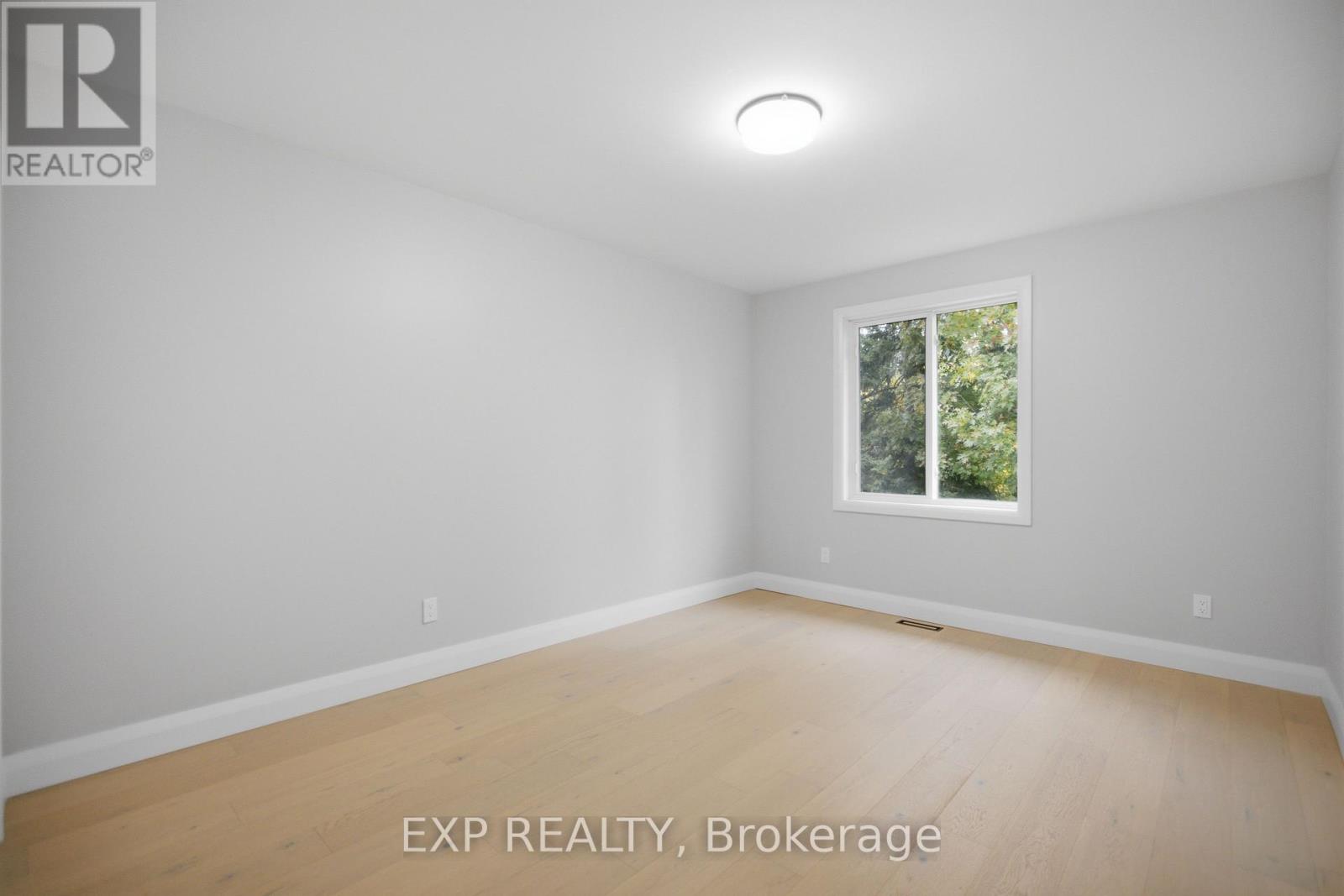 42 Antler Avenue — photo 22