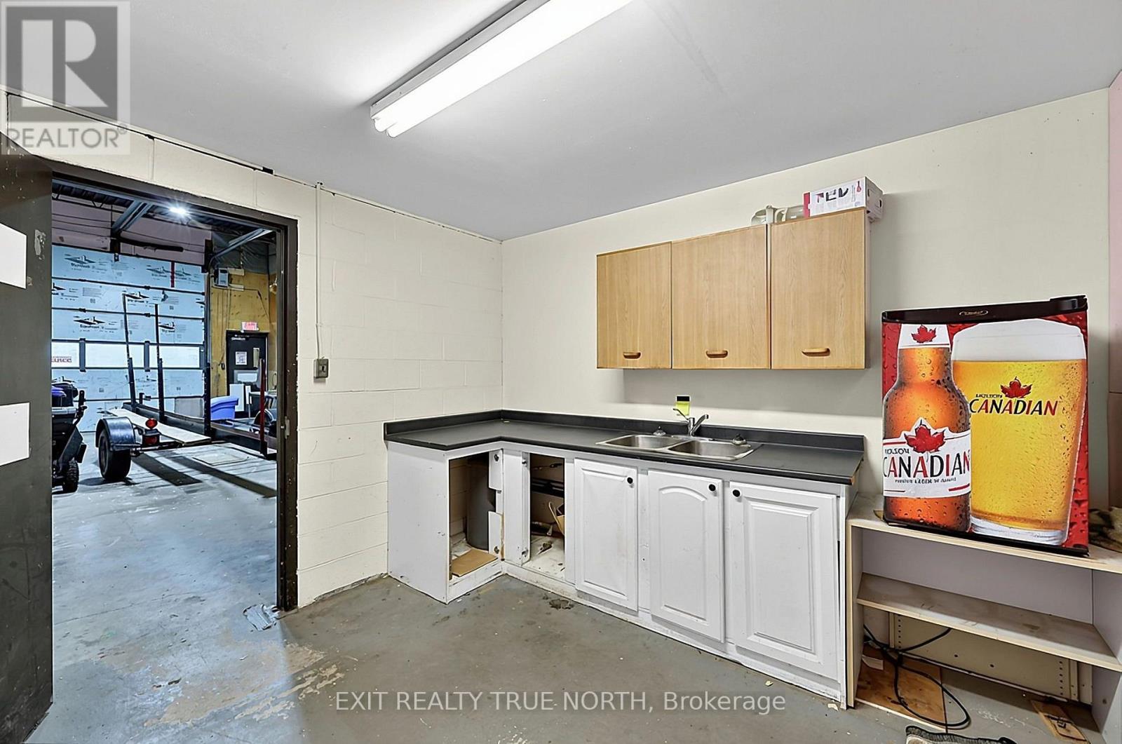 116 Anne Street South — photo 17