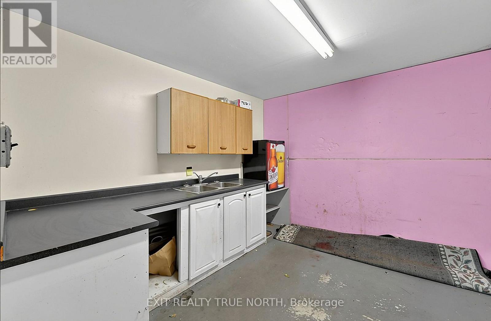 116 Anne Street South — photo 18