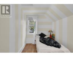 Bedroom 3 - 11 Frances Street N, Barrie, ON L4N1Z1 Photo 11