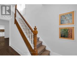 Mud room - 11 Frances Street N, Barrie, ON L4N1Z1 Photo 8