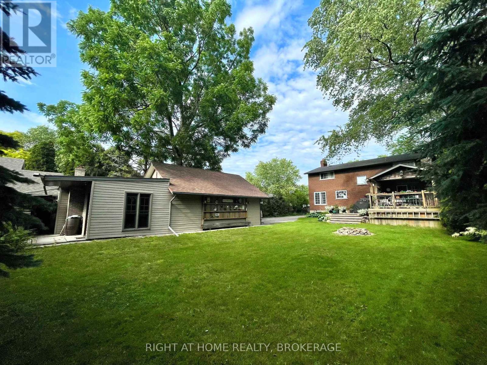 4108 Queen Victoria Street — photo 34