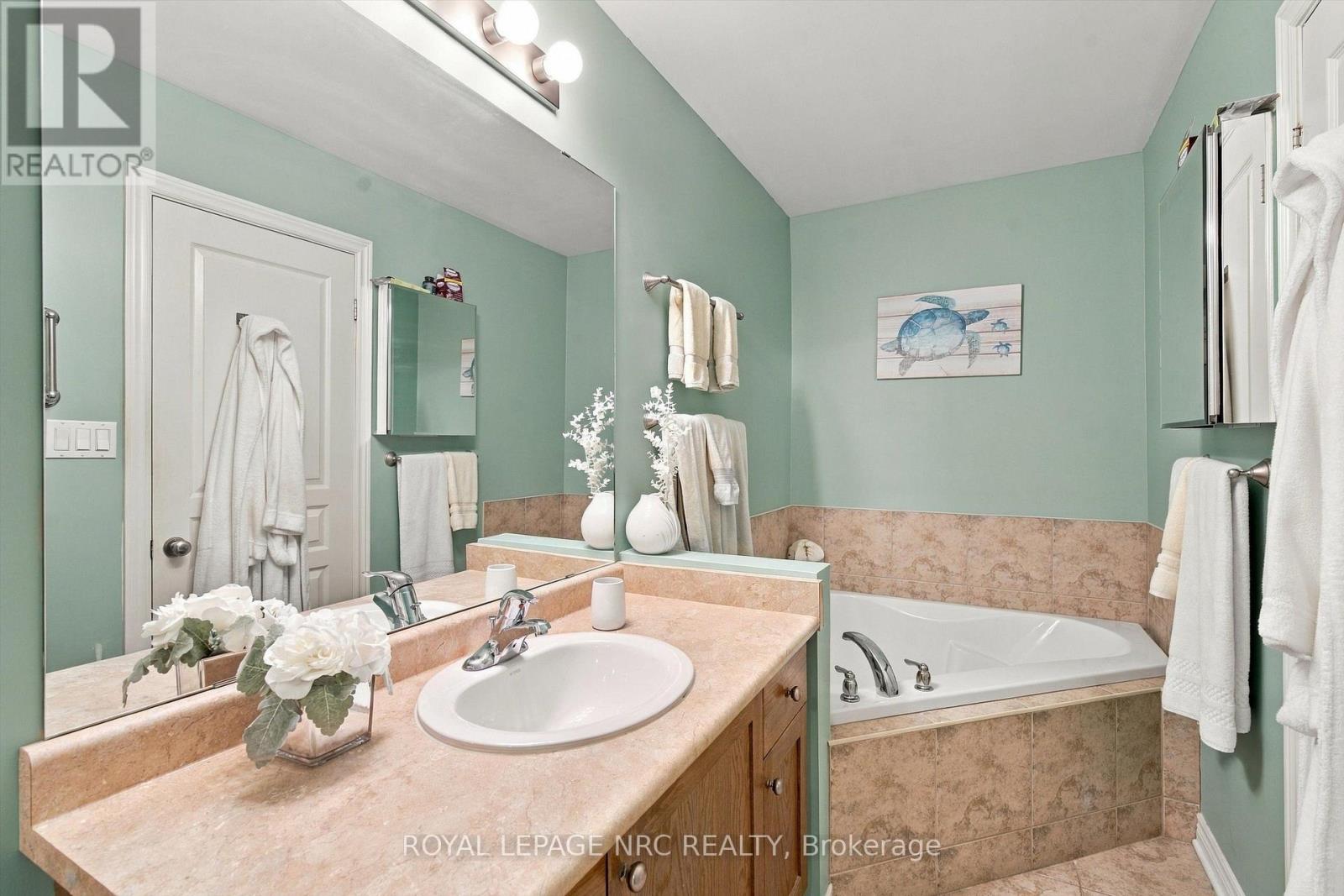 13 Flynn Court — photo 25