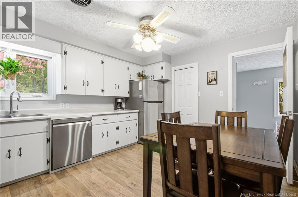 22 Bailey Avenue - 11